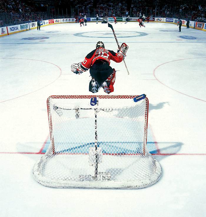 2000-Martin-Brodeur-001065208.jpg